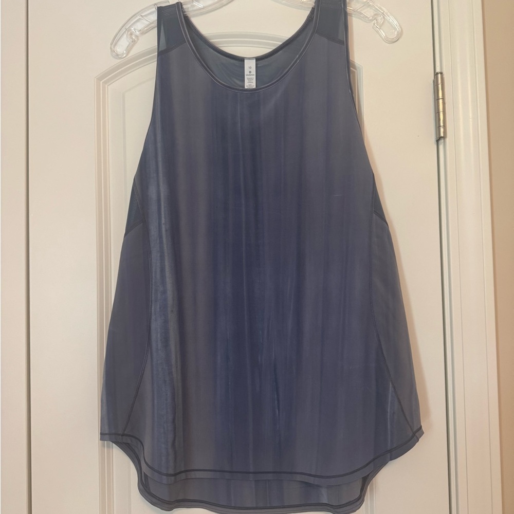 Lululemon tank